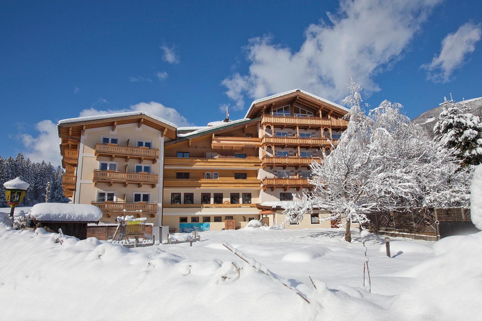 Hotel Steiger Neukirchen am Grossvenediger Exterior photo